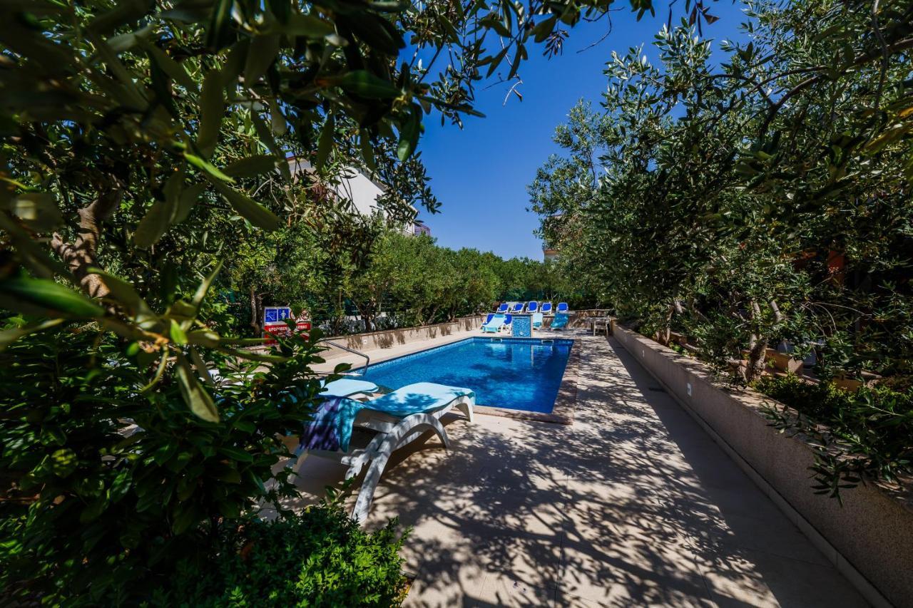 Apartment Rustica Dalmatia Seget Vranjica