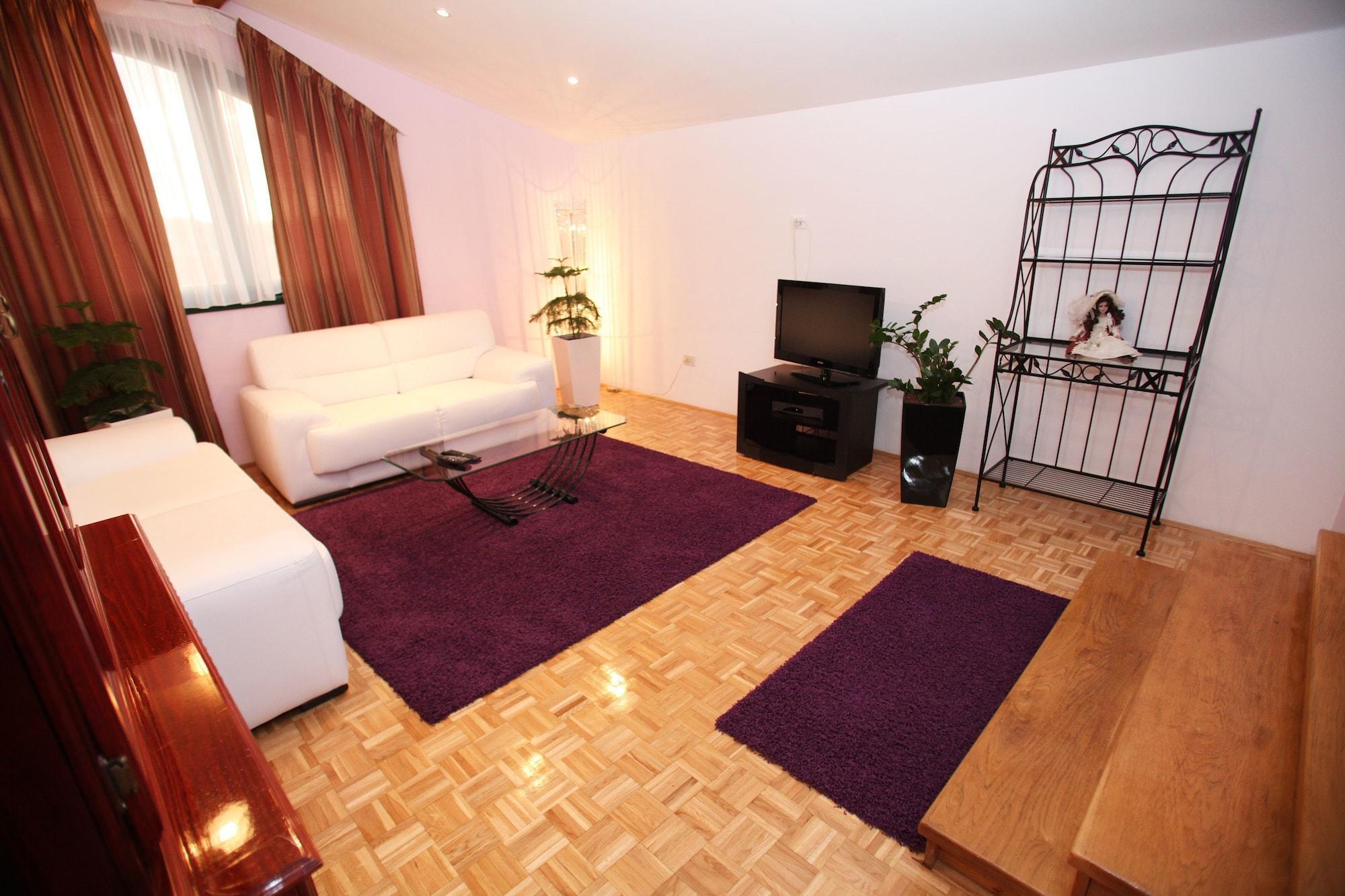 Rustica Dalmatia Apartment Seget Vranjica