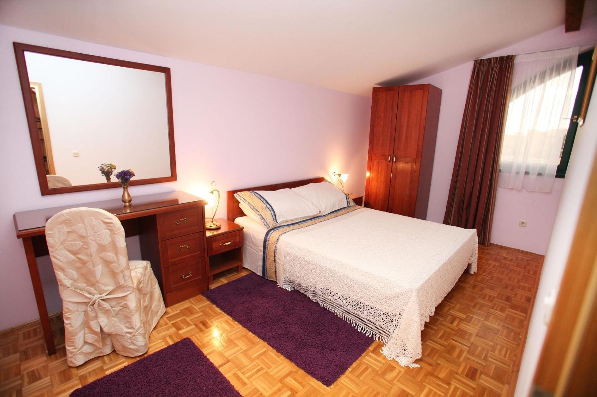 Rustica Dalmatia Apartment Seget Vranjica